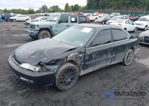 1997 Honda Accord Ex from USA, damaged, VIN 1HGCD5566VA054241